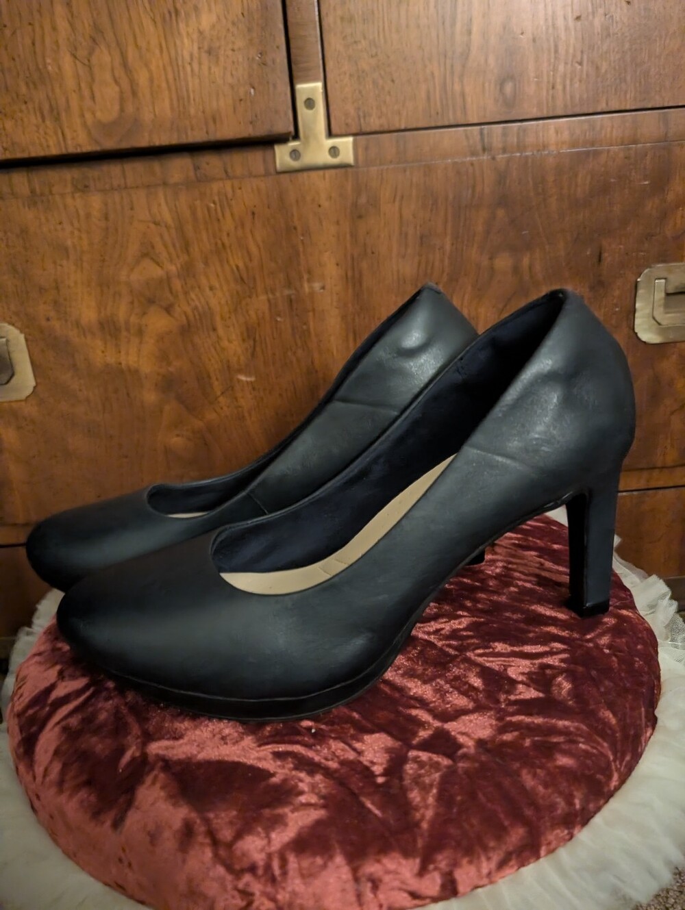 Clarks Navy Blue Women's Round-Toe Pumps